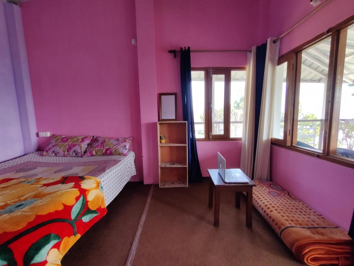 Bhanu Homestay, Kasar Devi 알모라 외부 사진